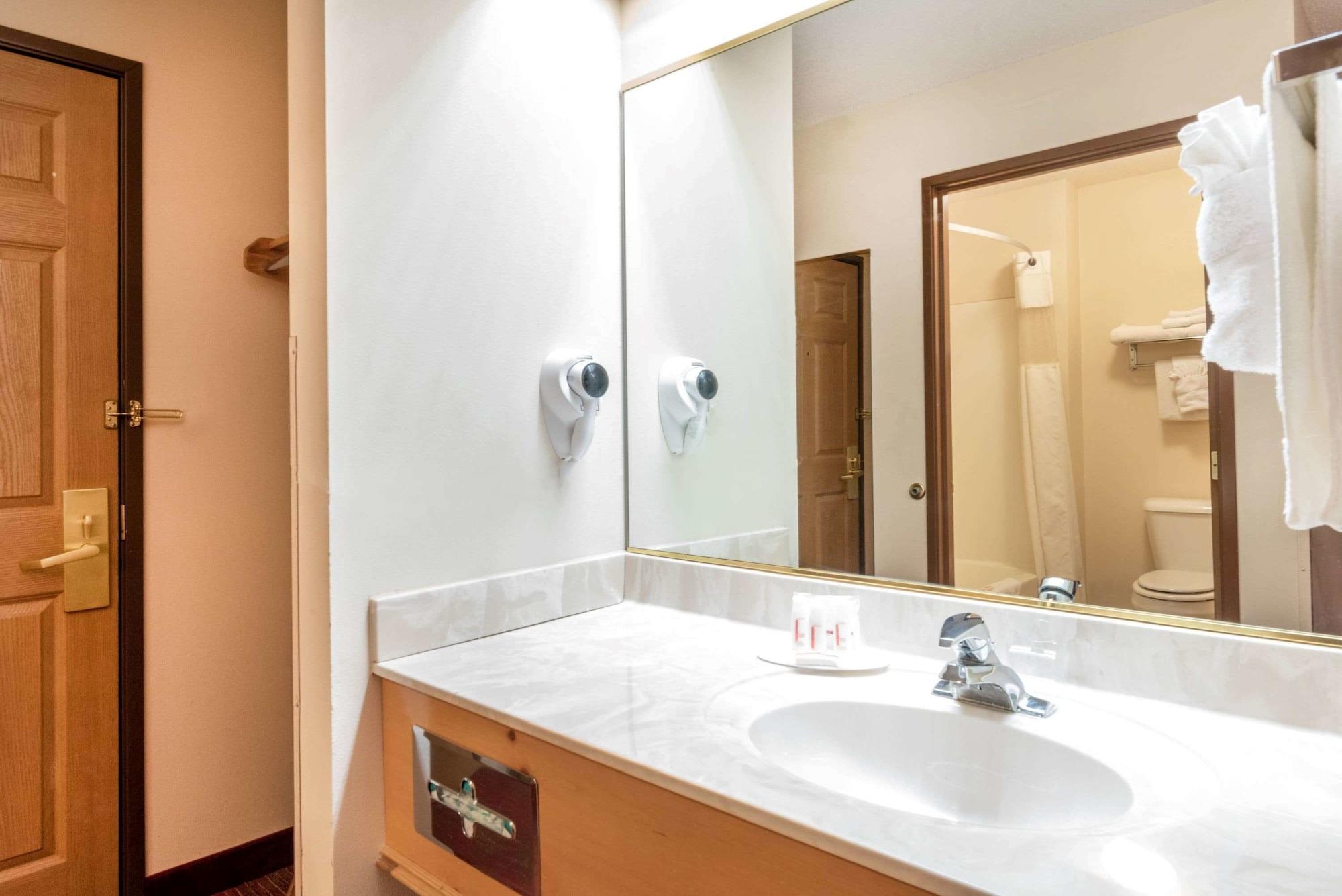 Summerset Hotel And Suites Rapid City West Ngoại thất bức ảnh
